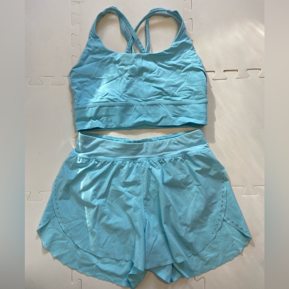 Lululemon Running Set- Find Your Pace Short Size 4 & Energy Longline Bra Size 8